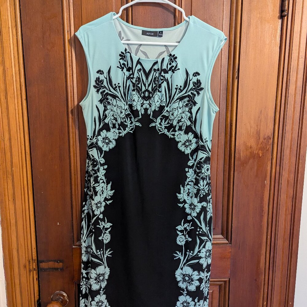 Apt. 9 Sheath Dress- Mint with black florals - Size Medium